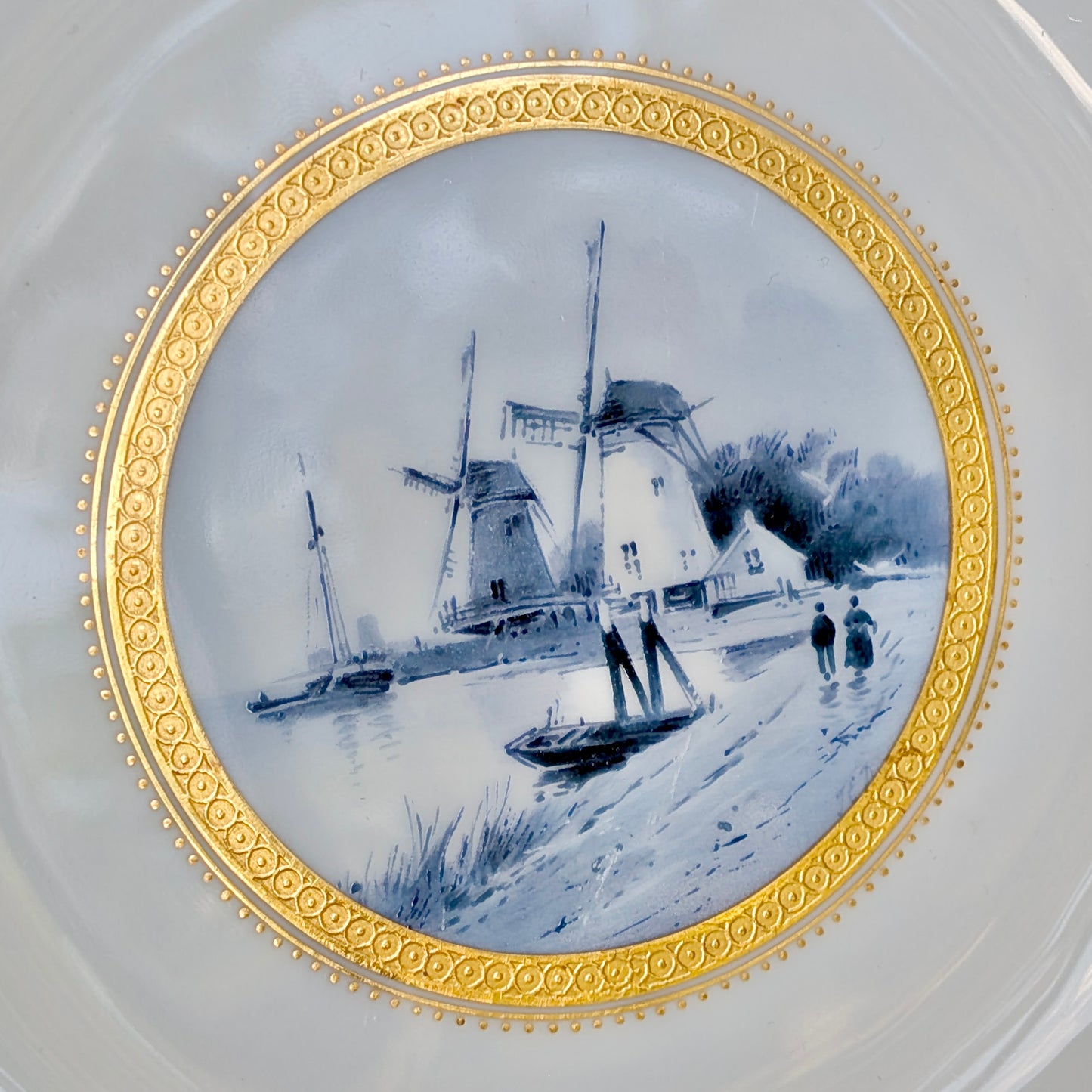 A Minton Cabinet Plate by James Edwin Dean, c1900