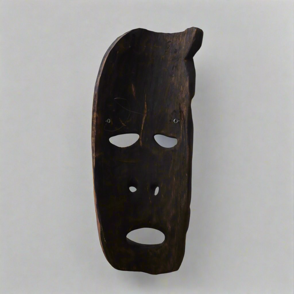 A Large Carved Wood Hanging Wall Mask, Zimbabwe/Rhodesia, 20th Century
