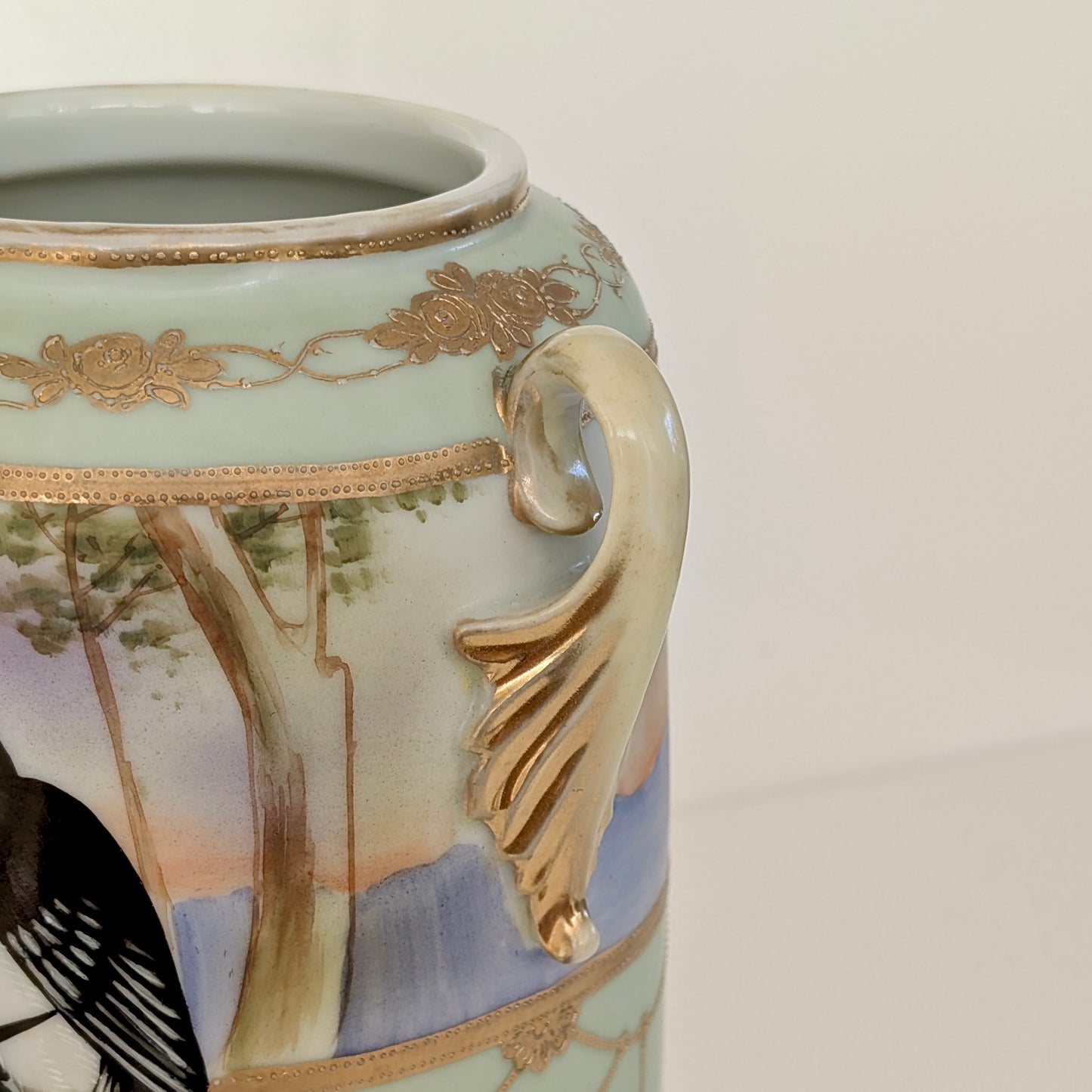 Kinjo China Nippon Vase, c1910