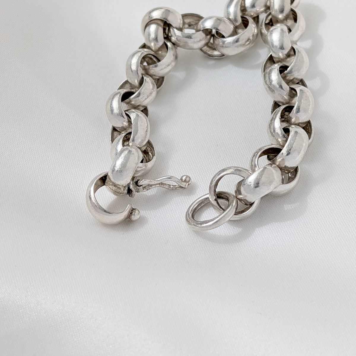 A Large Sterling Silver Belcher Link Bracelet