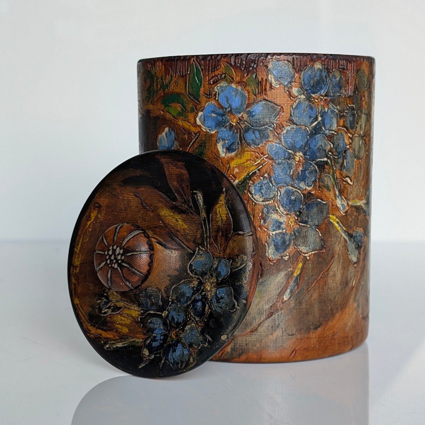 An Australian Pokerwork Jar, c1930