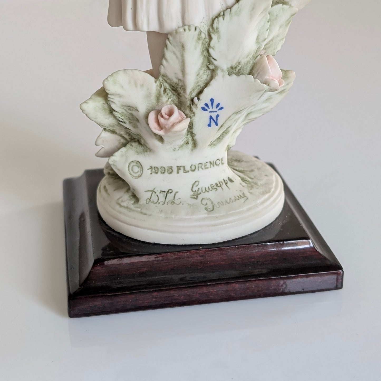 Giuseppe Armani Florence 'Rose' Figurine
