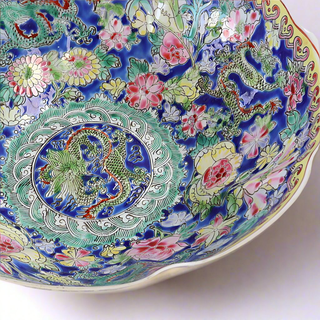 Chinese Eggshell Porcelain bowl inside