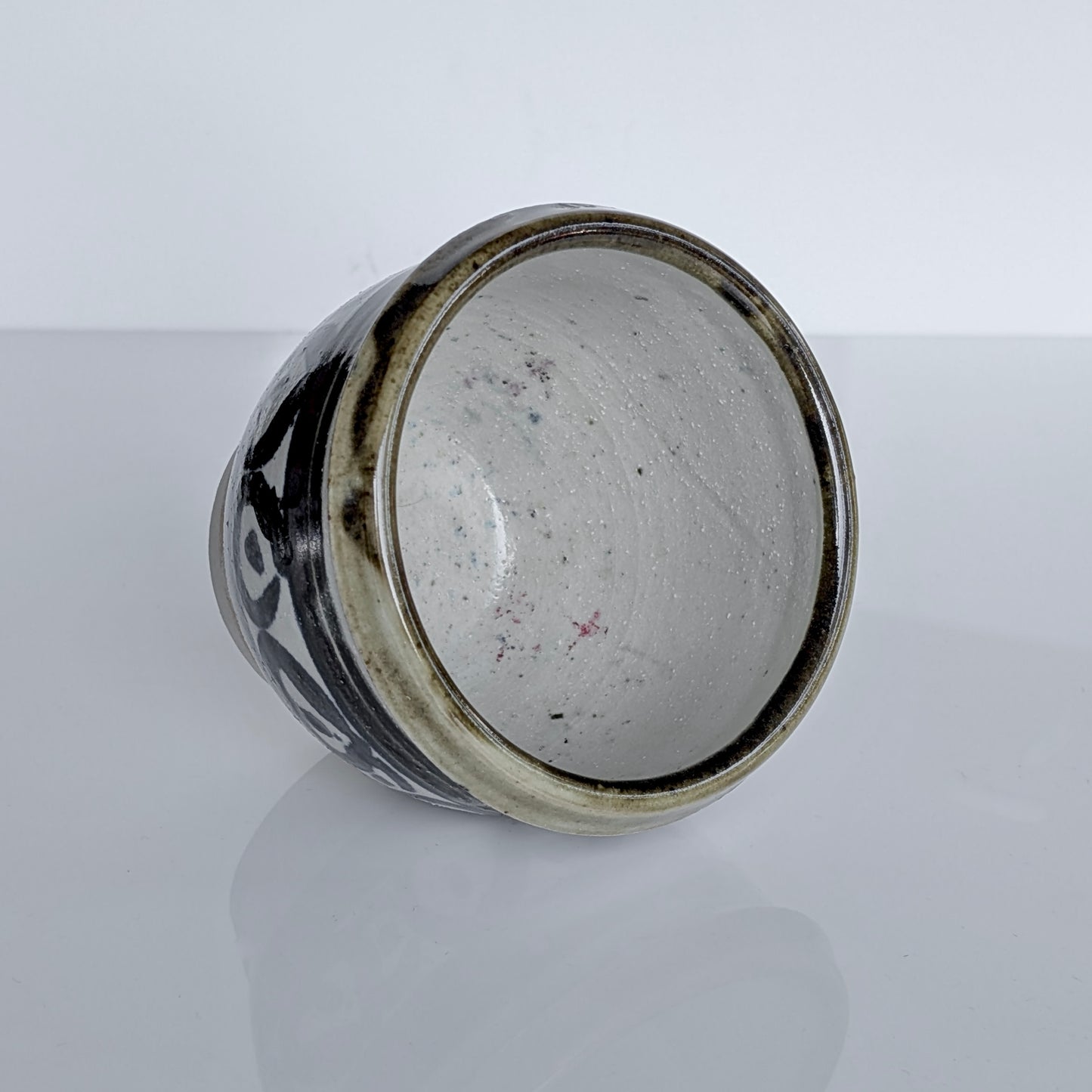 A Patrick Flinn Australian Pottery Vase, c1970's