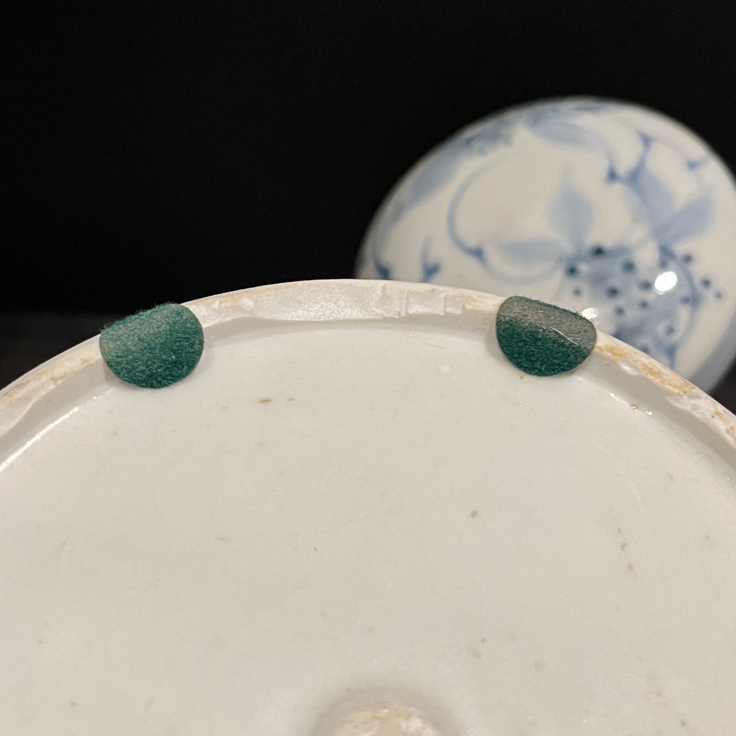 Tim Morris (South Africa, 1941-1990) Pottery Vase & Lidded Bowl