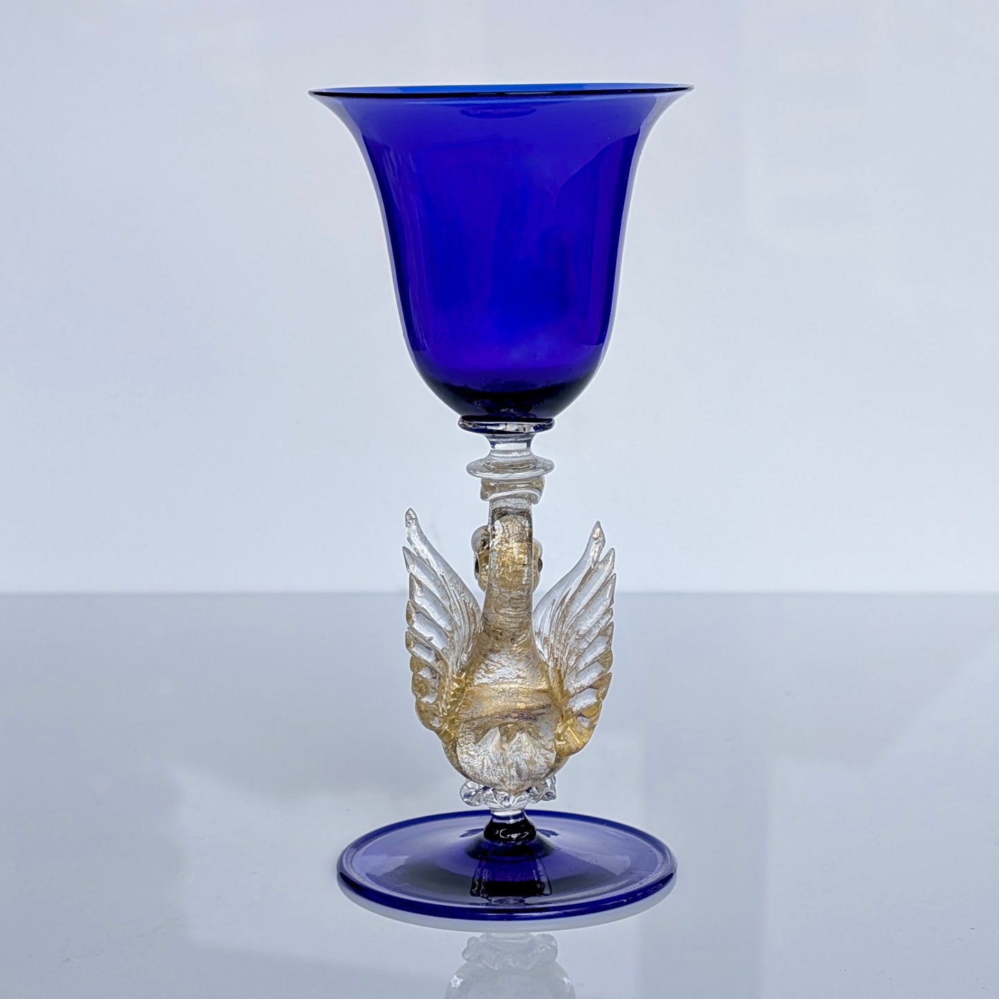 A Salviati Venetian Glass Swan Chalice, c1950-60
