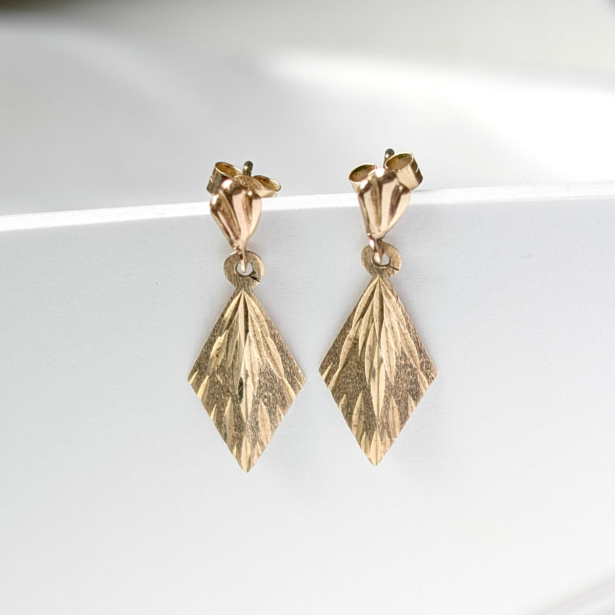 Pair of English 9ct Yellow Gold Drop Earrings