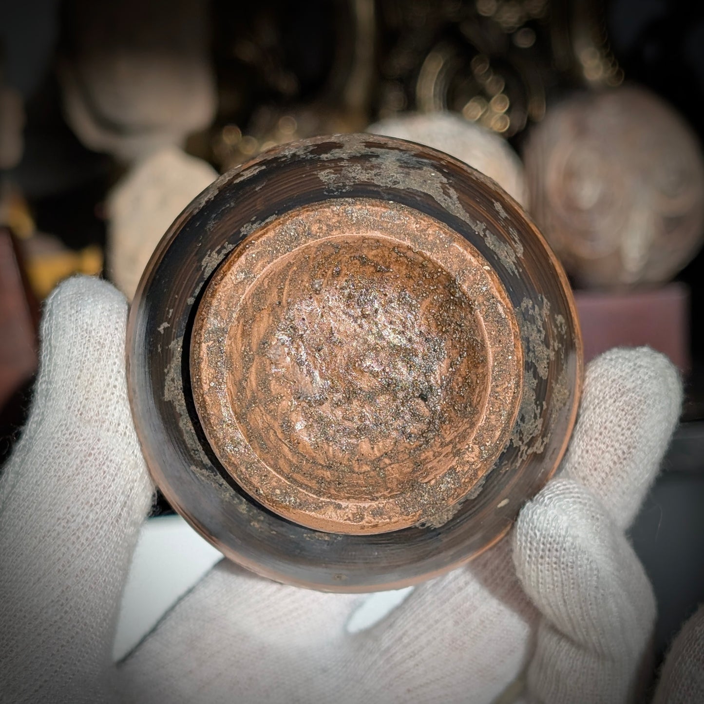 Ancient Greek Apulian Red-Figure Squat Lekythos, 4th Century BCE