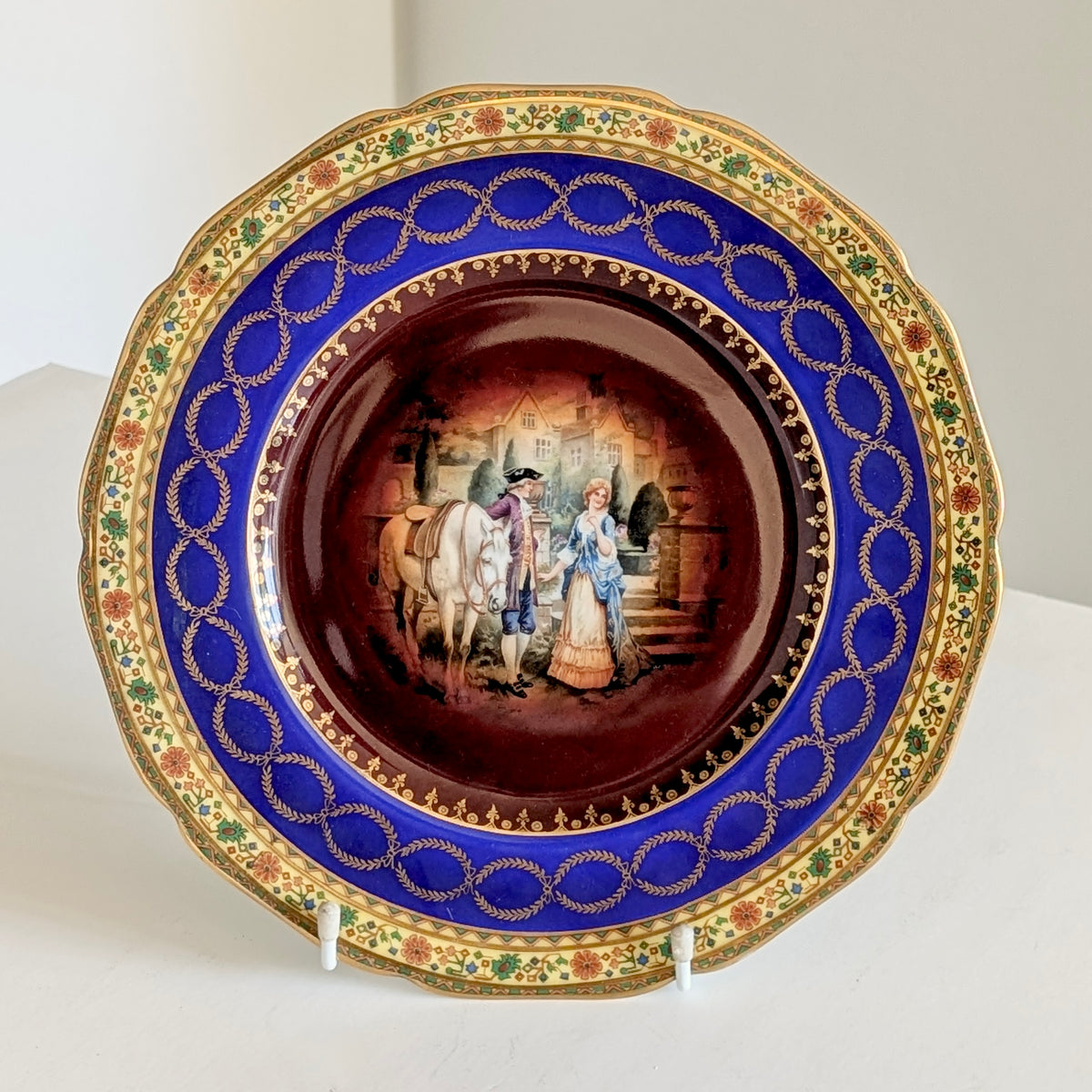 A Bavarian Porcelain Cabinet Plate in the style of Carlsbad China