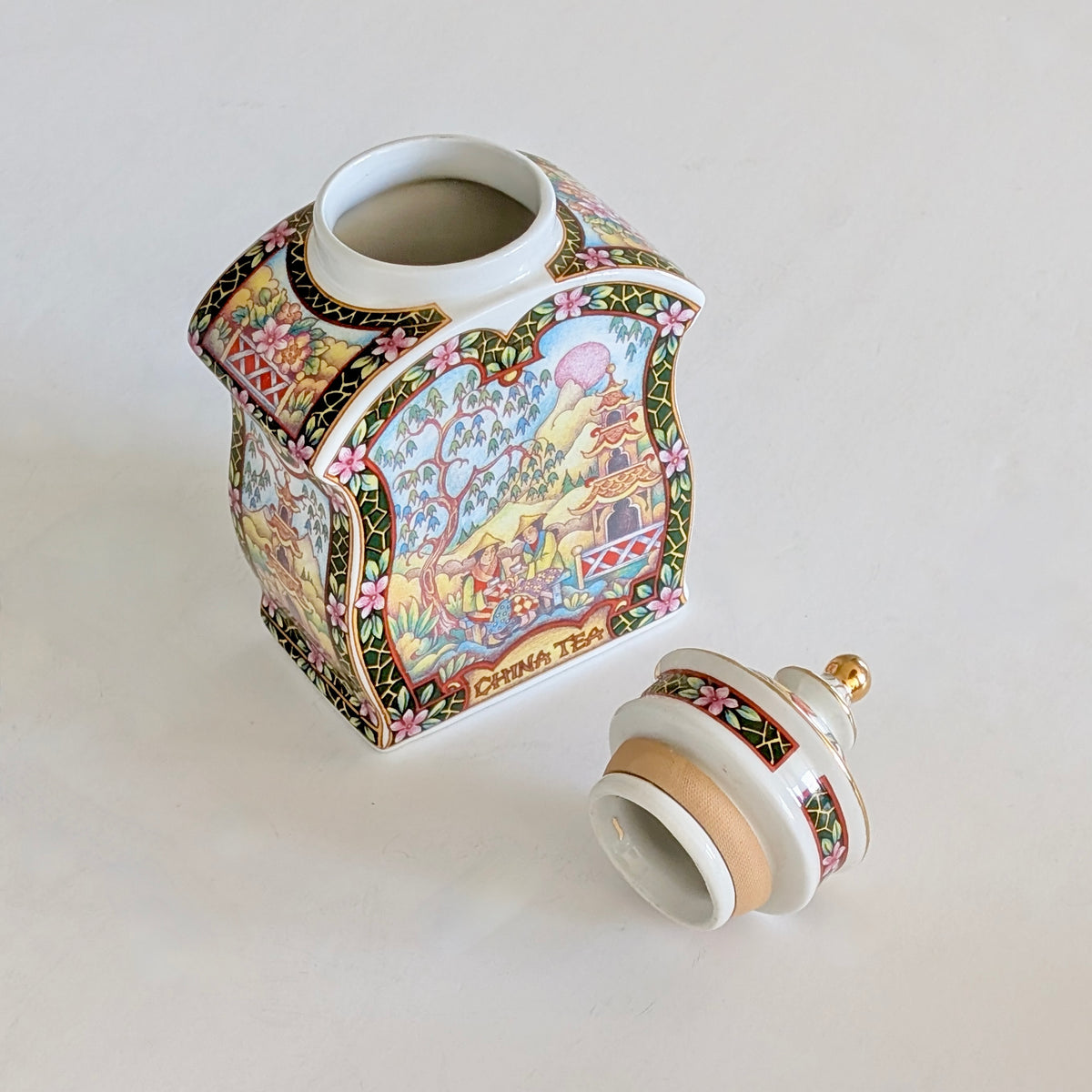 A SADLER China Tea Caddy from "The World of Tea Collection"