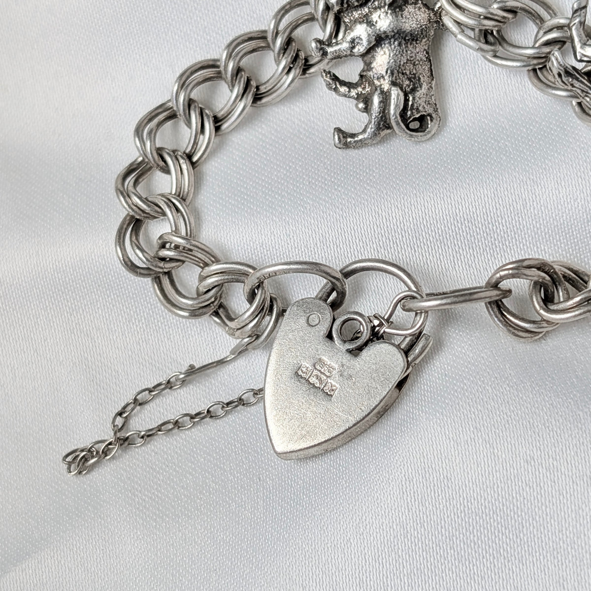 A Birmingham 1973 Sterling Silver Charm Bracelet