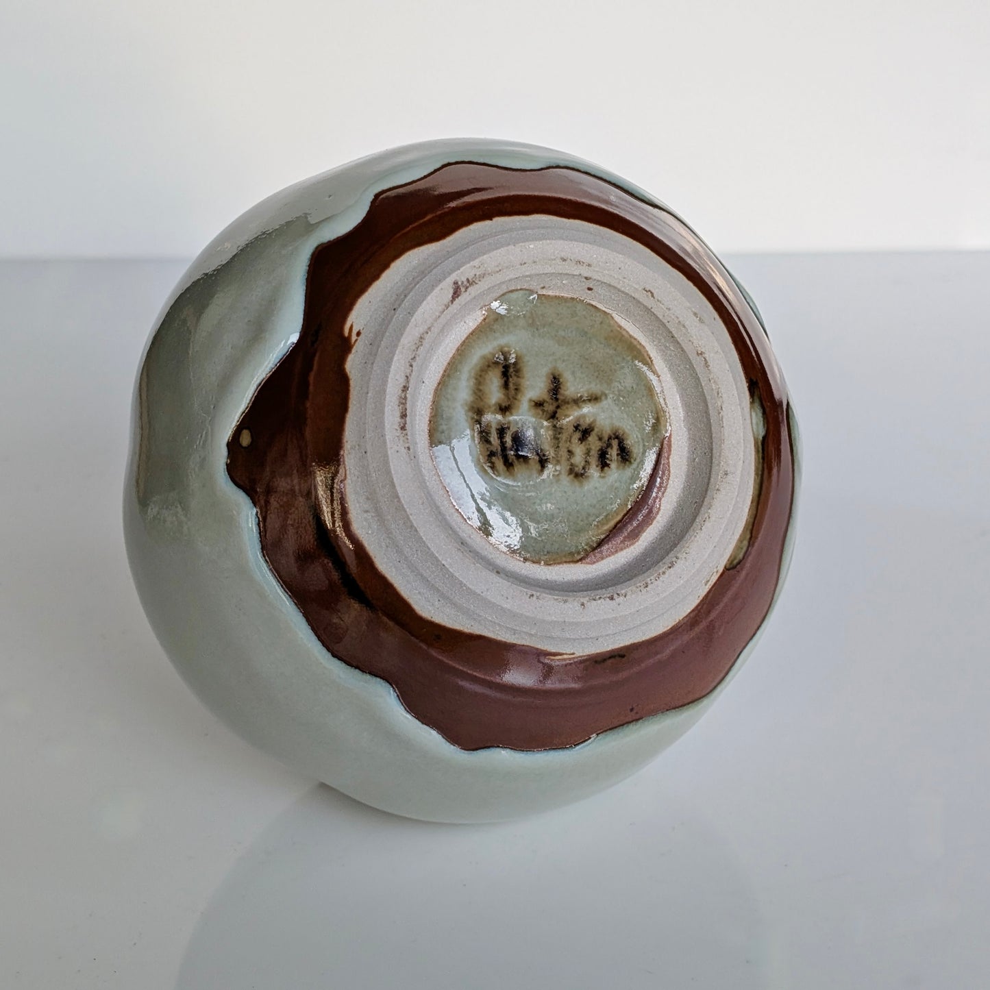 Reg Preston (Australia, 1917-2000) Glazed Pottery Vase