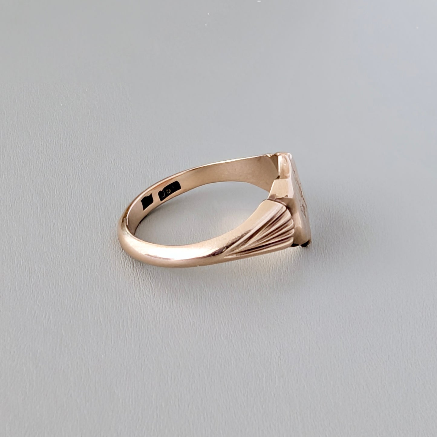 An Edwardian 9ct Rose Gold 'Masonic' Signet Ring, c1900's
