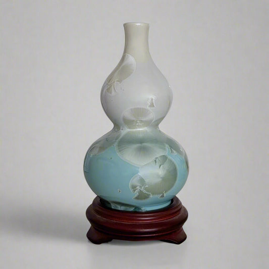 A Chinese Crystalline Glazed Porcelain Vase