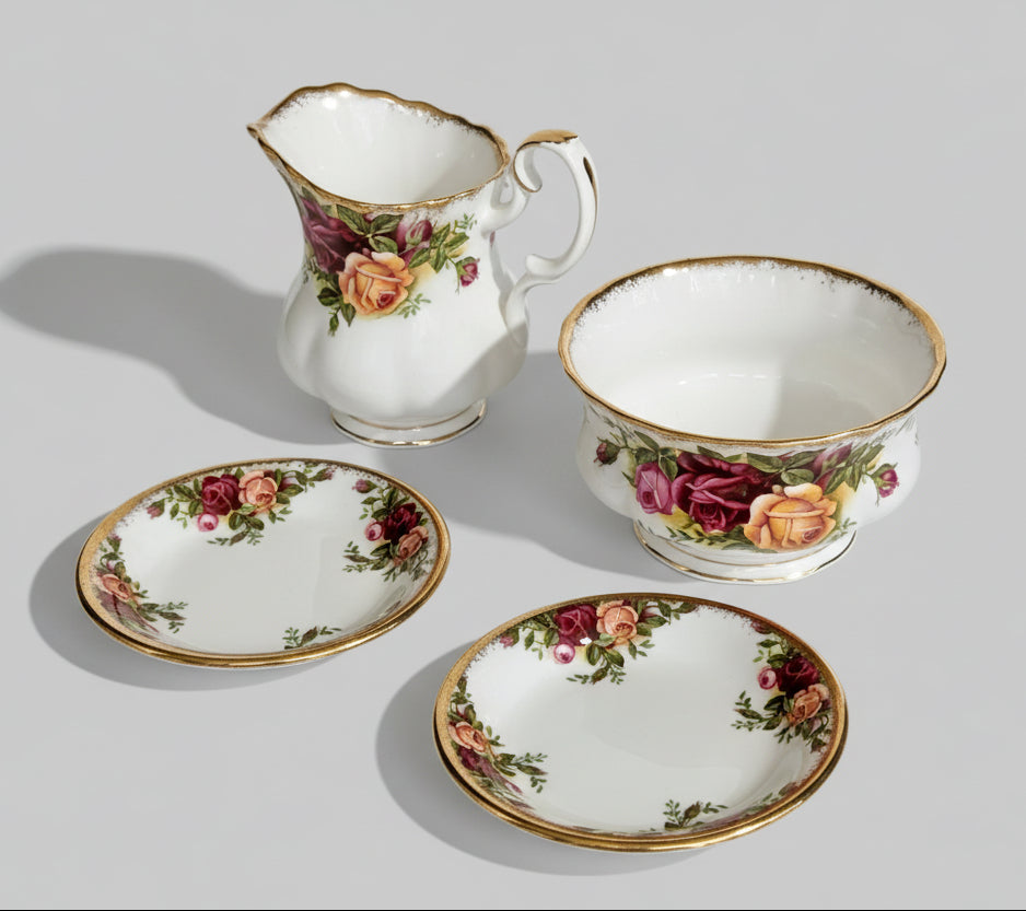 Royal Albert 'Old Country Roses' Sugar Bowl, Creamer jug & Spoon Rests