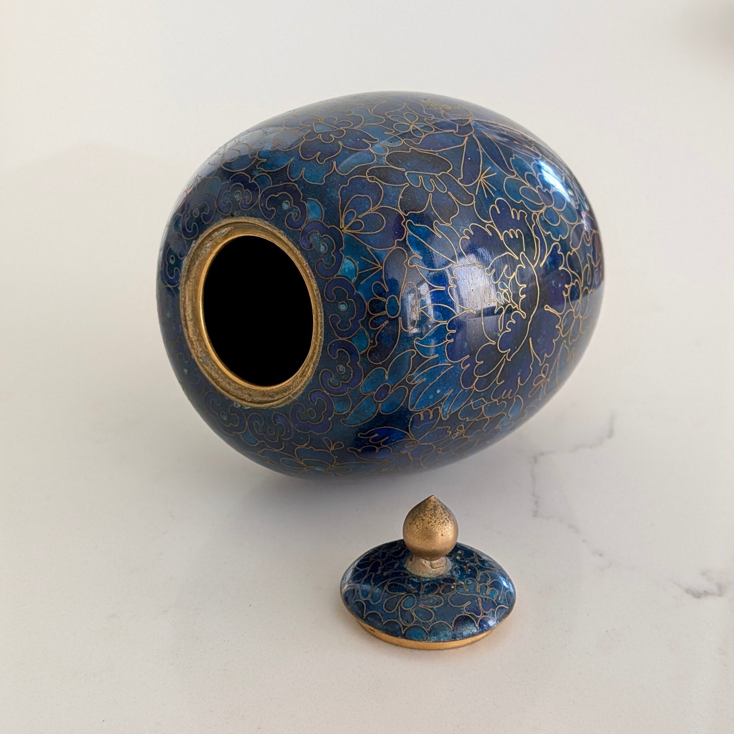 A Chinese Cloisonné Lidded Jar