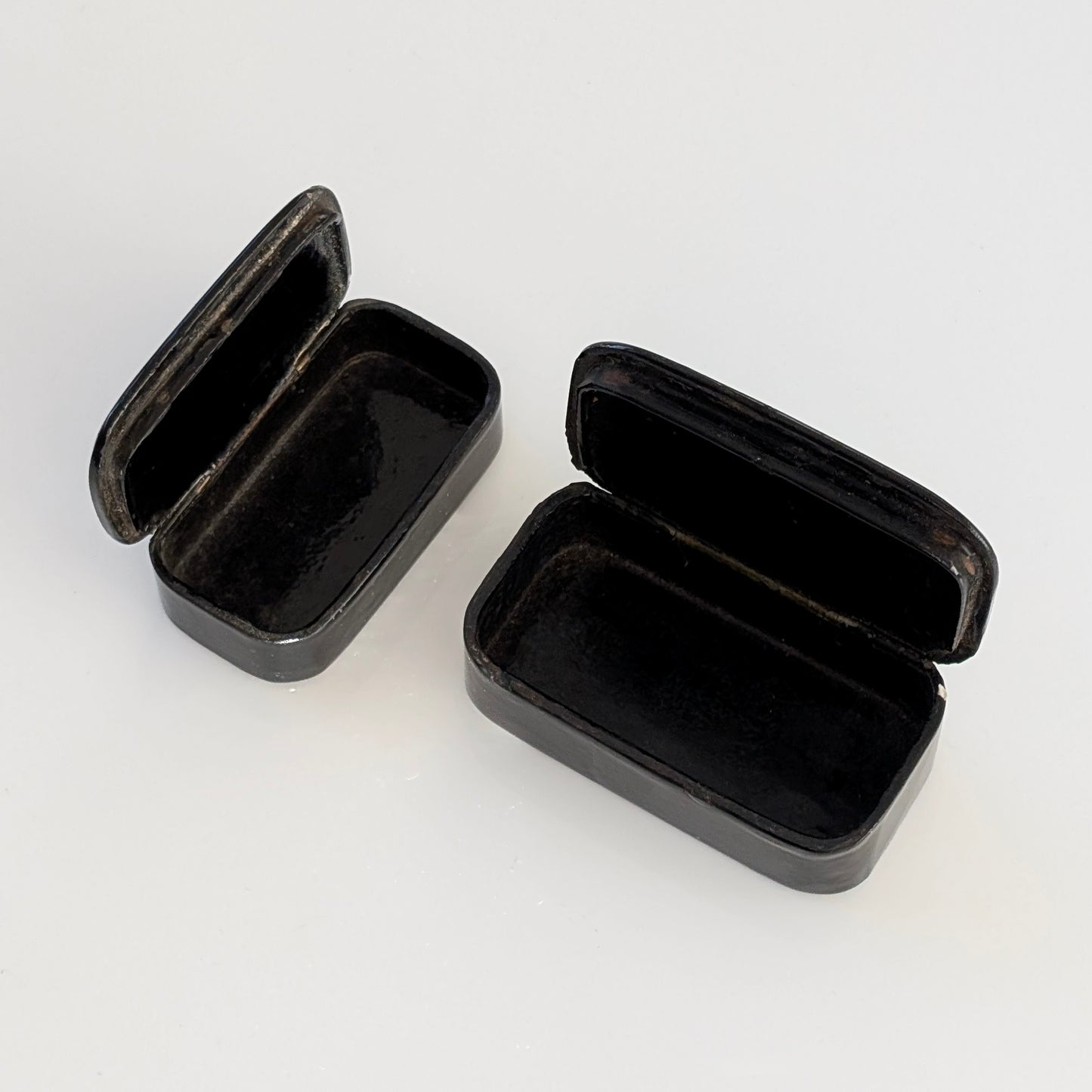 Two Victorian Papier-mâché Shell Inlaid Snuff Boxes, c1860-1880
