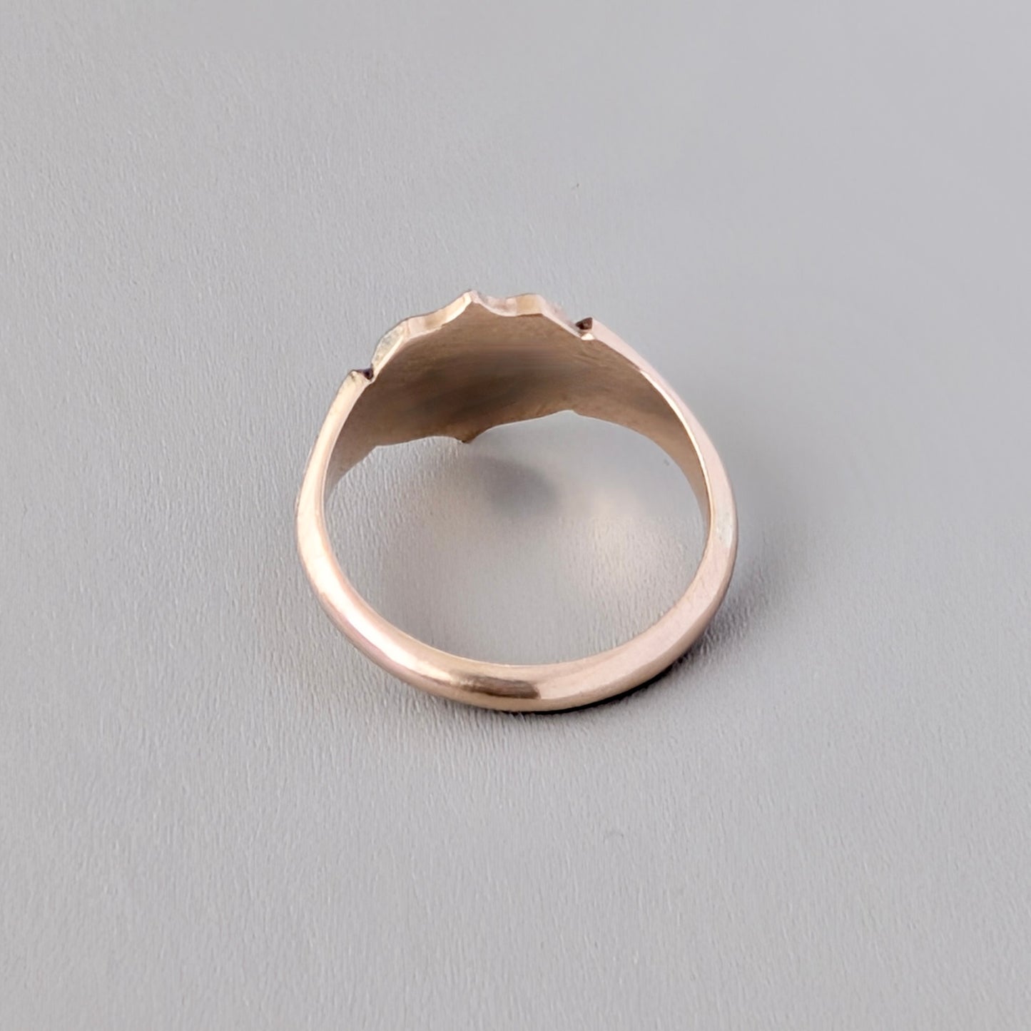 An Edwardian 9ct Rose Gold 'Masonic' Signet Ring, c1900's