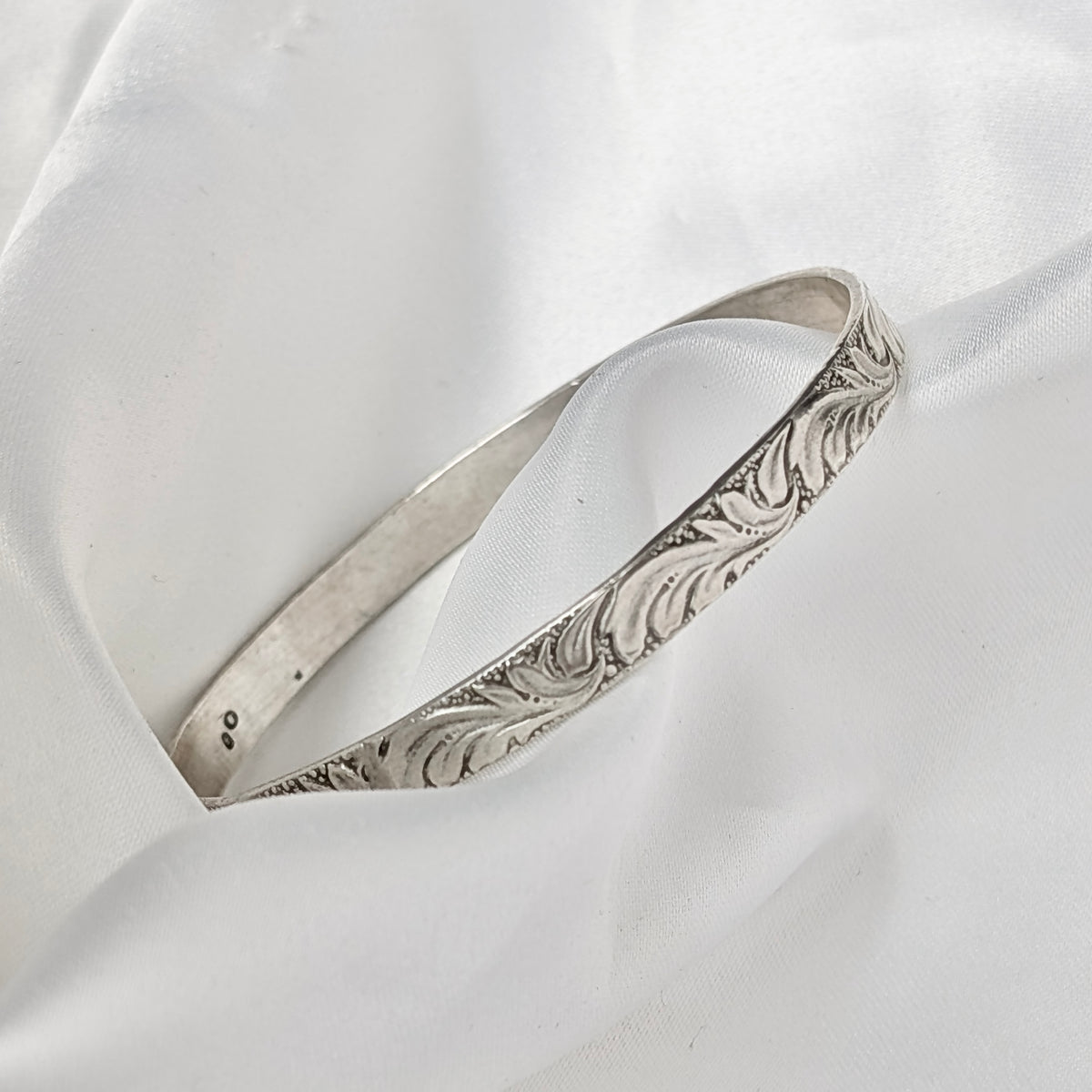 A Polish 0.800 Silver Engraved Bangle, c1970's
