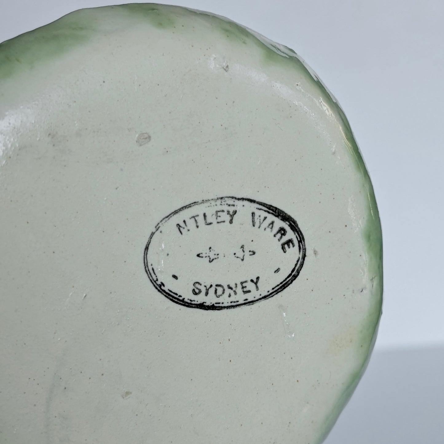 A Huntley Ware Pottery 'Smoking Pipe' Ashtray