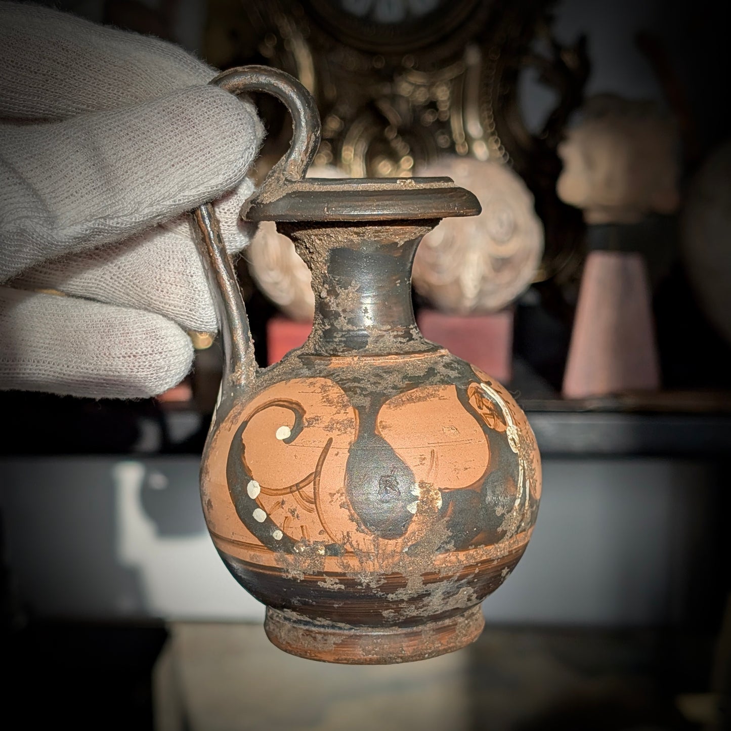 Ancient Greek Apulian Red-Figure Squat Lekythos, 4th Century BCE