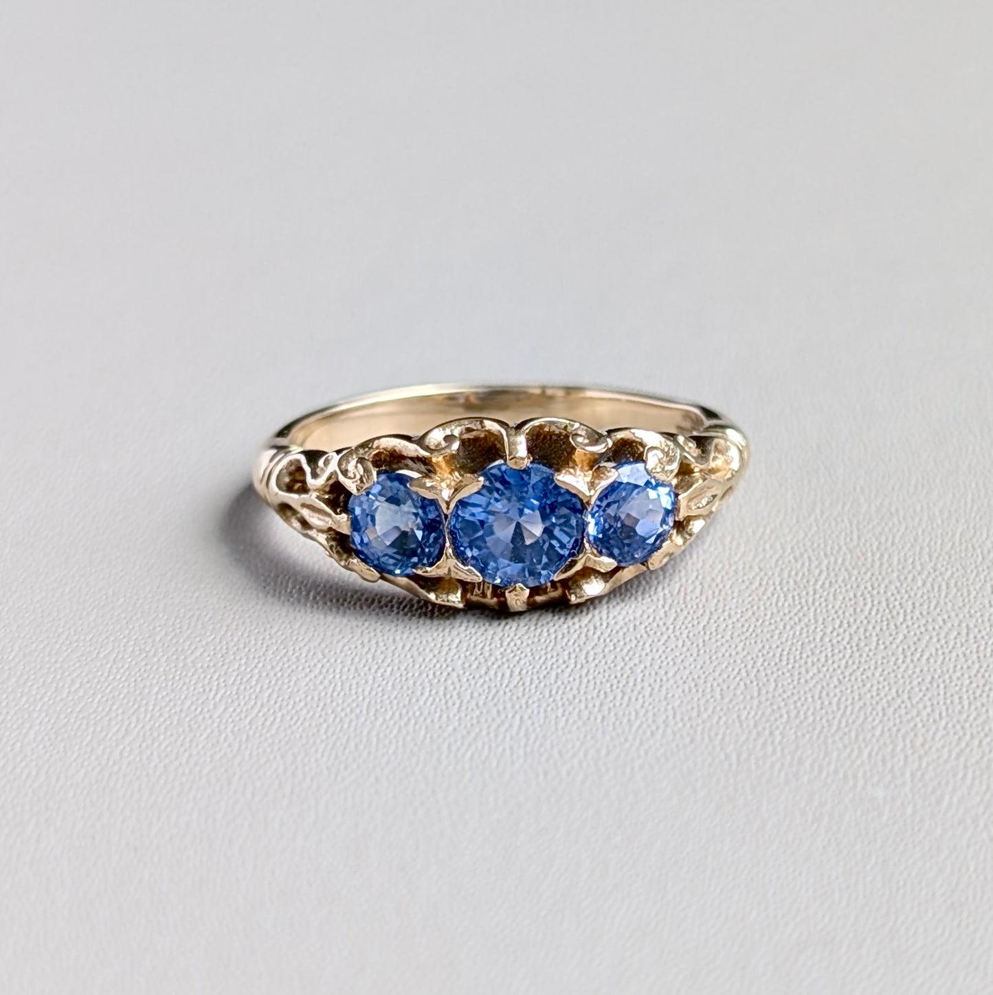 A 9ct Yellow Gold Victorian Style Blue Sapphire Ring