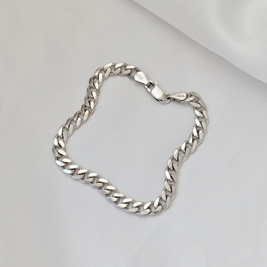 An Italian Sterling Silver Curb-Link Bracelet